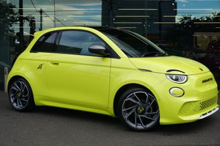 2023 Abarth 500e Turismo Auto MY23 Thumbnail