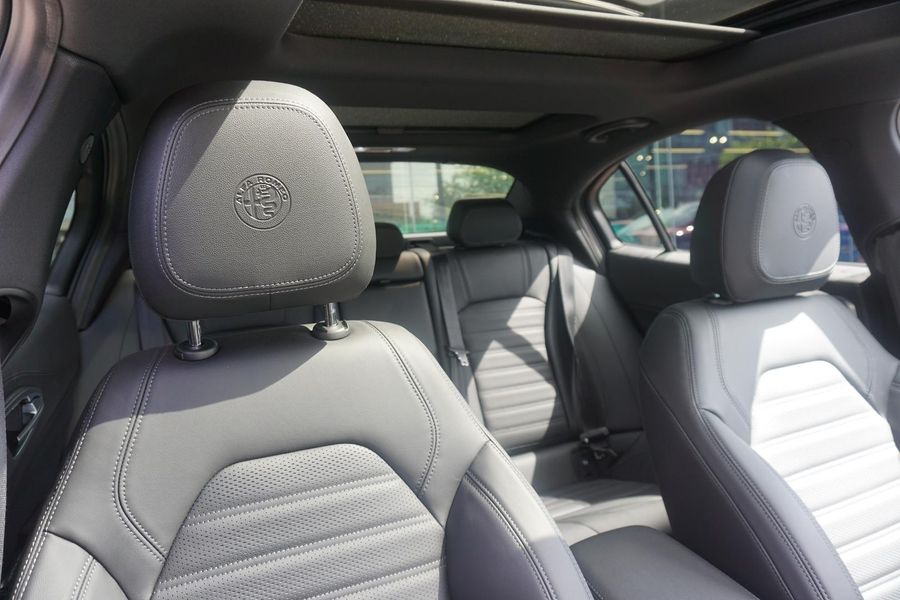 2023 Alfa Romeo Giulia Veloce Auto MY23 Photo 13