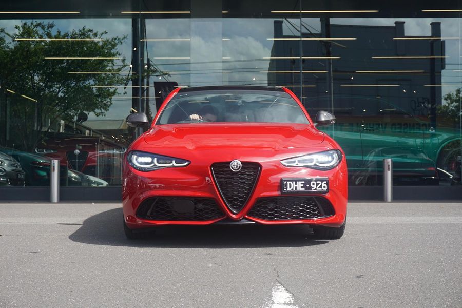 2023 Alfa Romeo Giulia Veloce Auto MY23 Photo 3