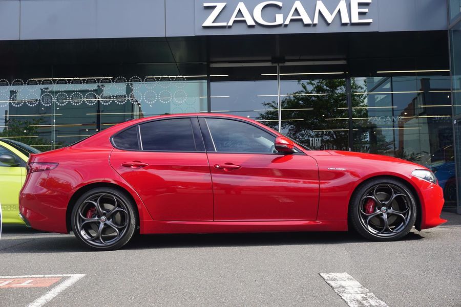 2017 Alfa Romeo Giulia Veloce Auto Photo 6